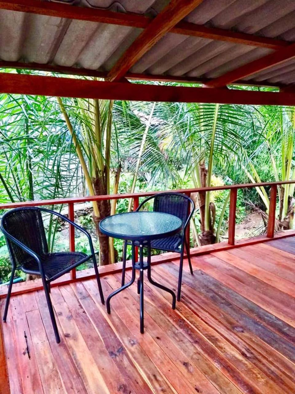 Lanta A Toi House Hotel Koh Lanta Bagian luar foto