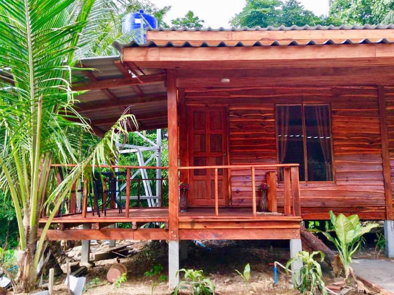 Lanta A Toi House Hotel Koh Lanta Bagian luar foto