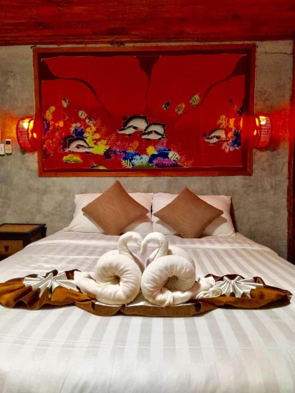 Lanta A Toi House Hotel Koh Lanta Bagian luar foto
