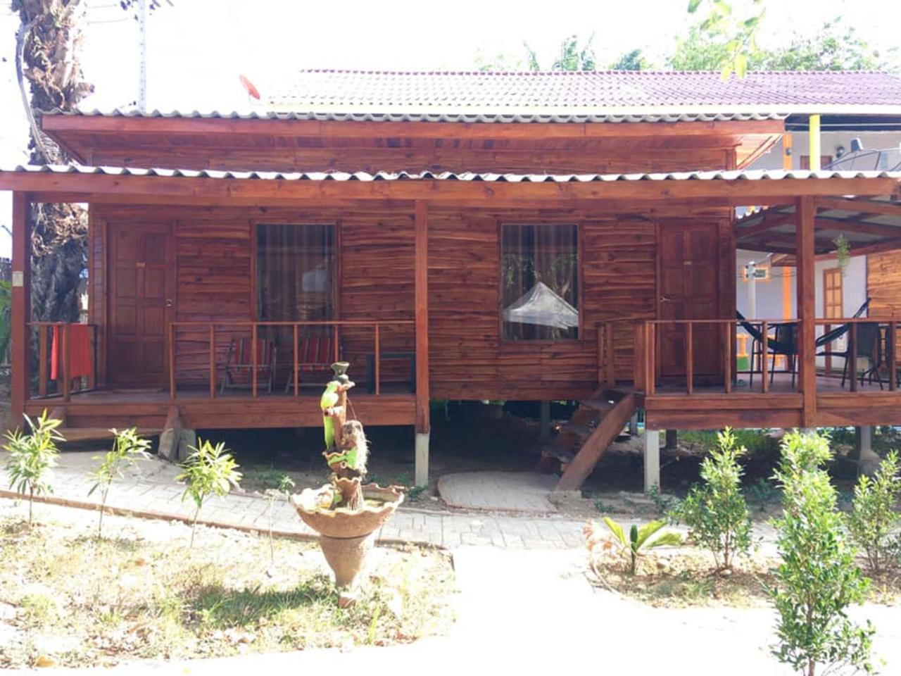 Lanta A Toi House Hotel Koh Lanta Bagian luar foto