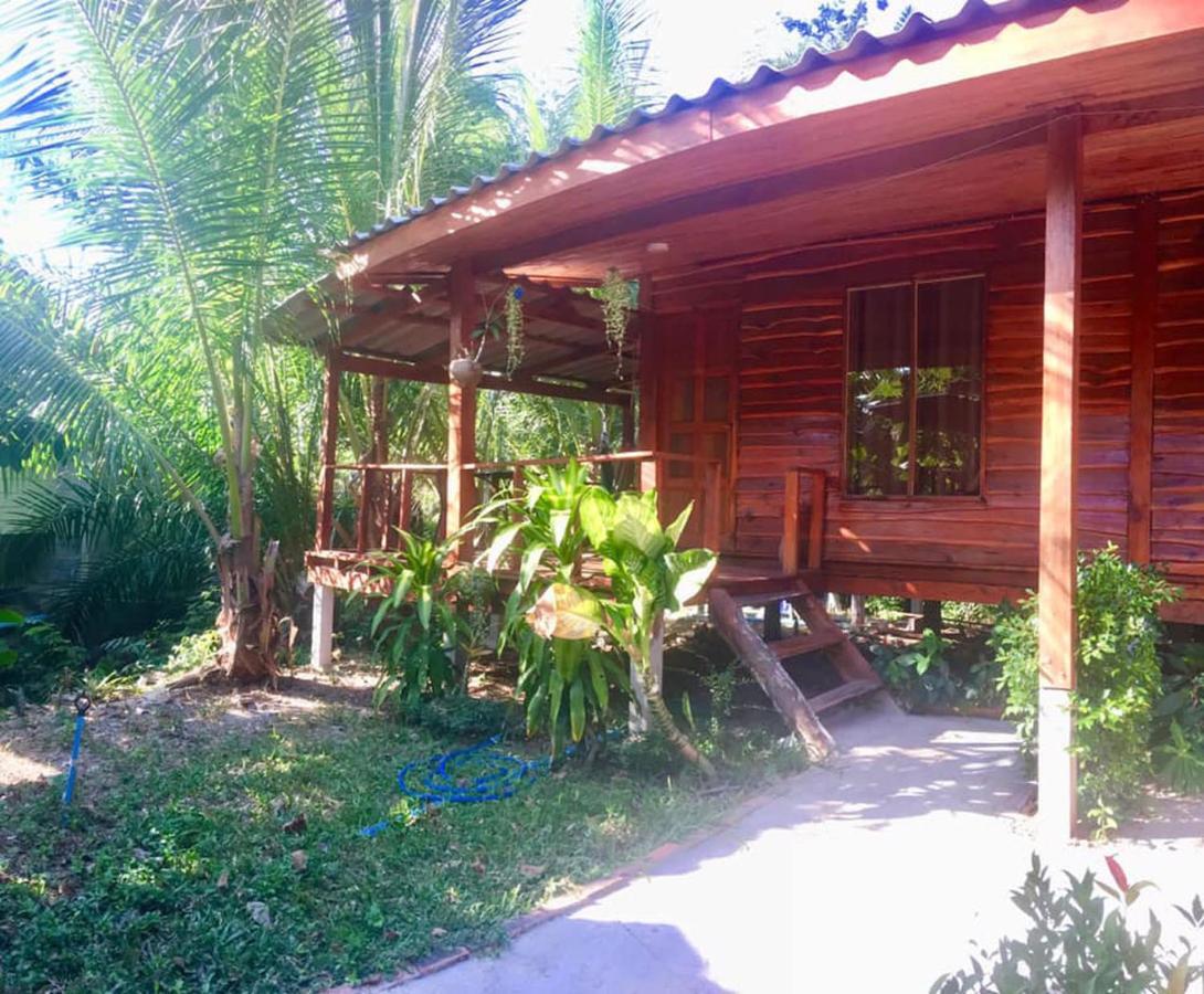 Lanta A Toi House Hotel Koh Lanta Bagian luar foto